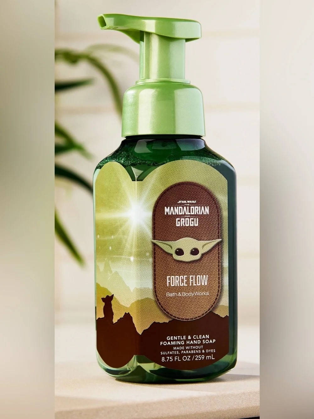 Bath & Body Works Mandalorian Grogu Force Flow Gentle Foaming Hand Soap - Green